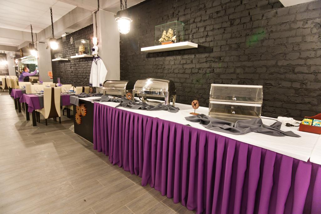 Hotel Malinowski Business Gliwice Ngoại thất bức ảnh