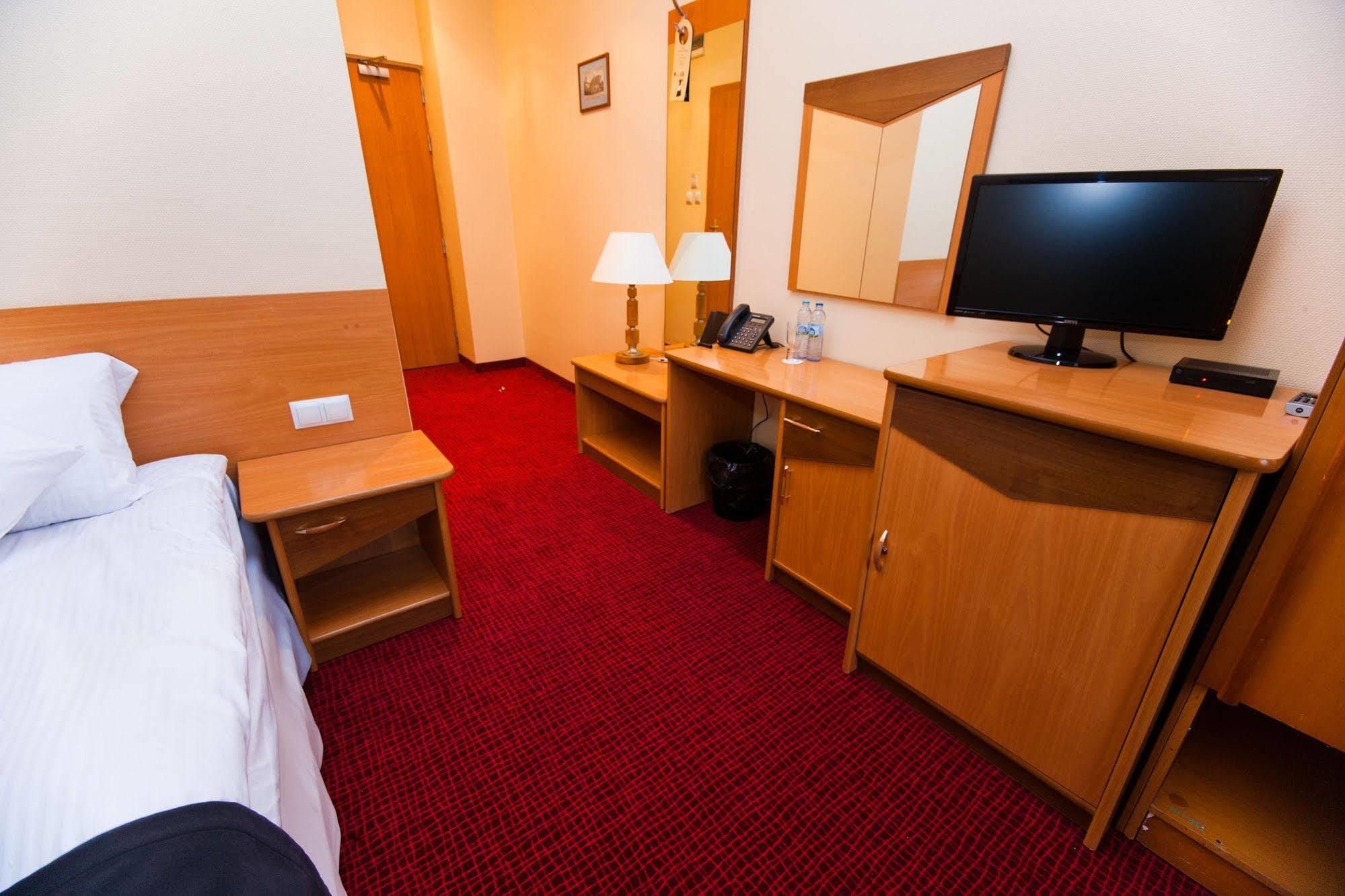 Hotel Malinowski Business Gliwice Phòng bức ảnh