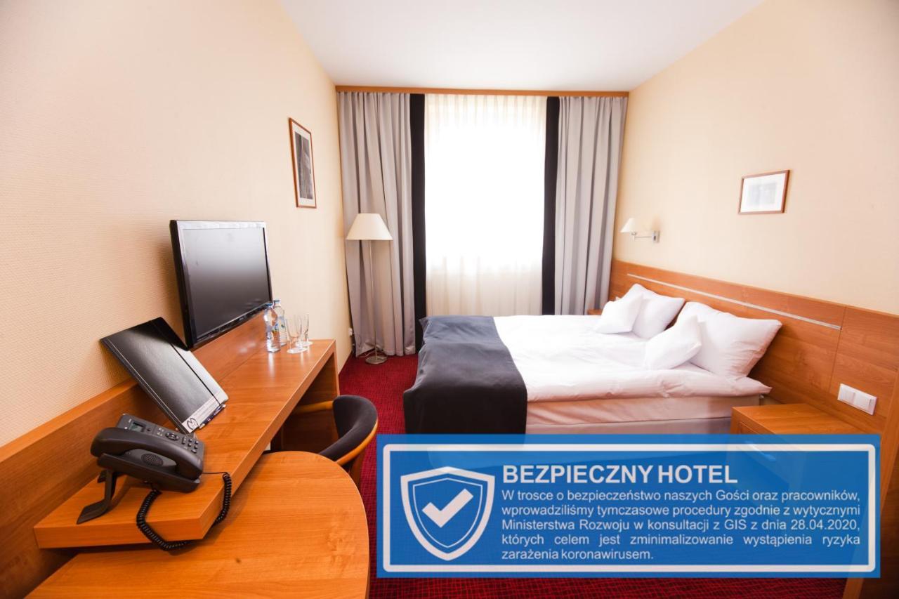 Hotel Malinowski Business Gliwice Ngoại thất bức ảnh